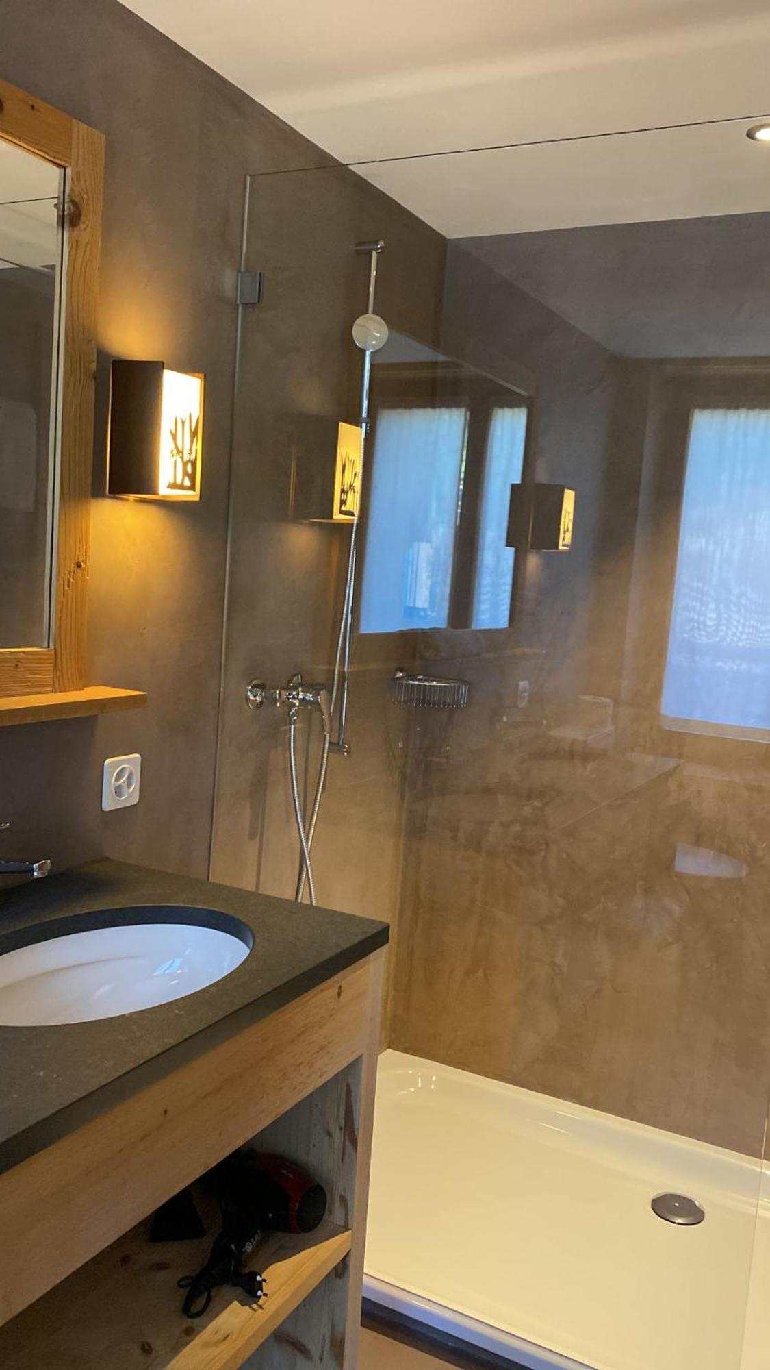 Hotel Sanetsch Gsteig 外观 照片