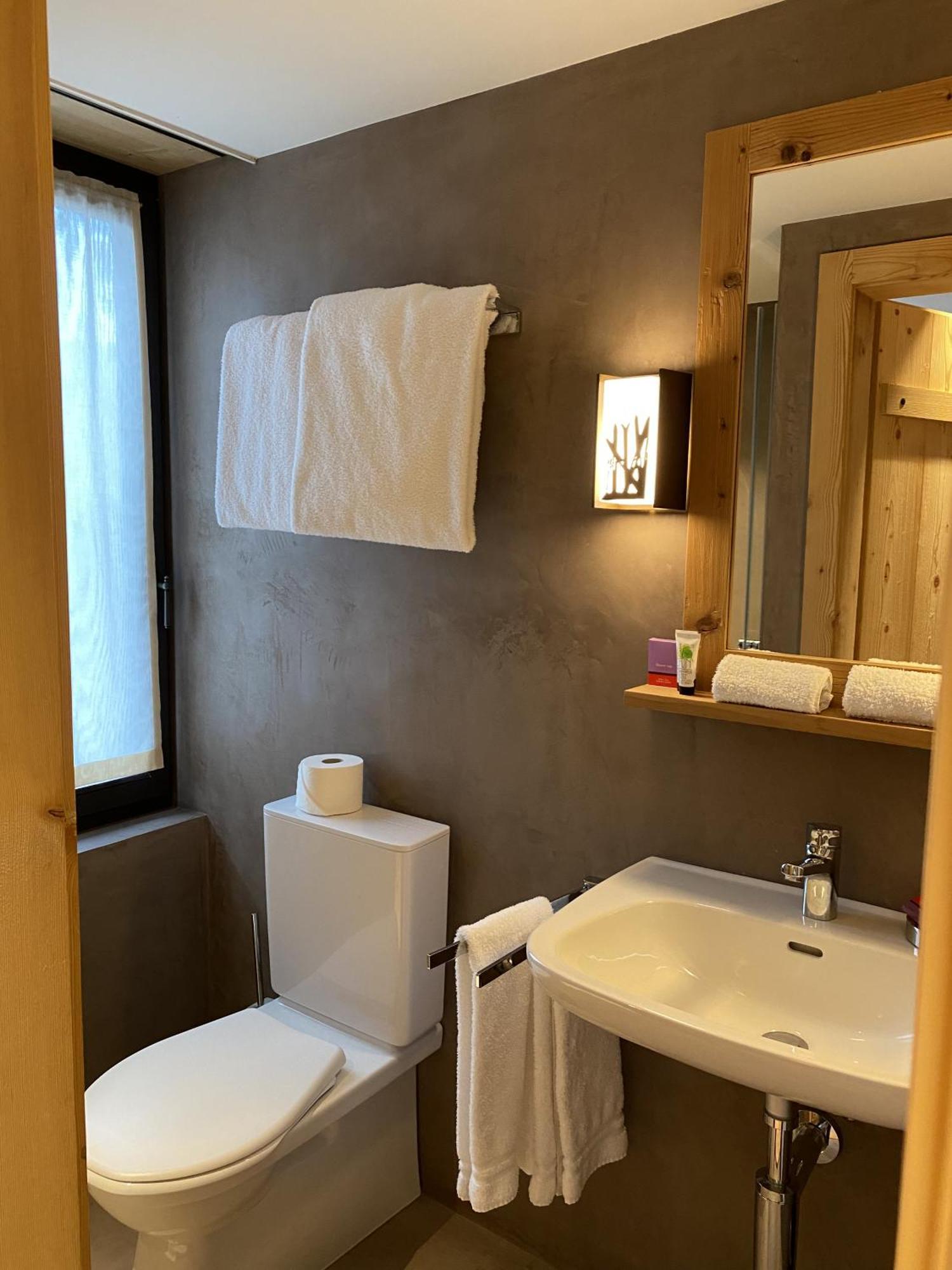 Hotel Sanetsch Gsteig 外观 照片